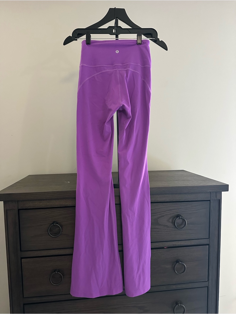lululemon athletica Purple tank & pants - Picture 3 of 3